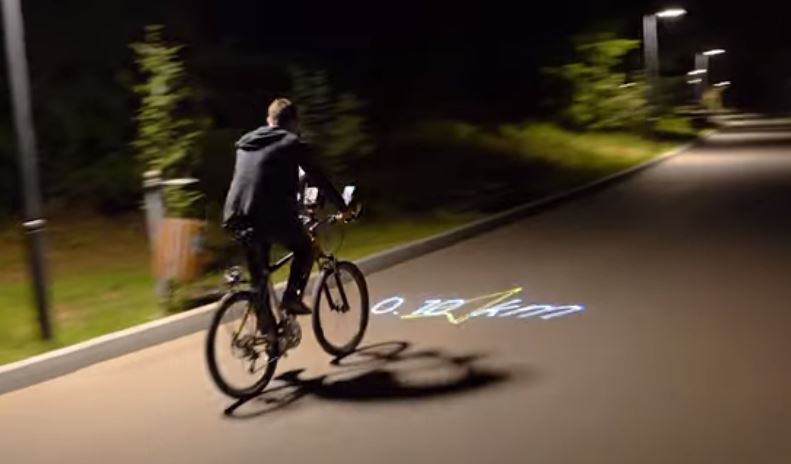 laserová cyklistická navigácia